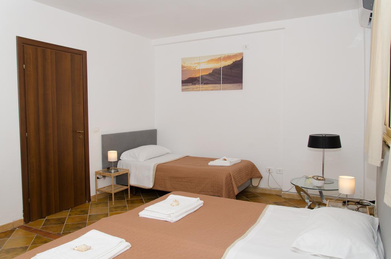 B&B Del Lido Πόρτο Εμπέντοκλε Δωμάτιο φωτογραφία